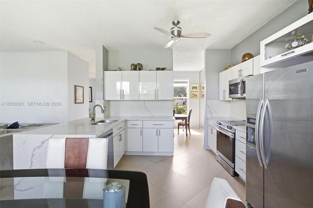 2412 SW 164th Avenue, Miramar, FL 33027
