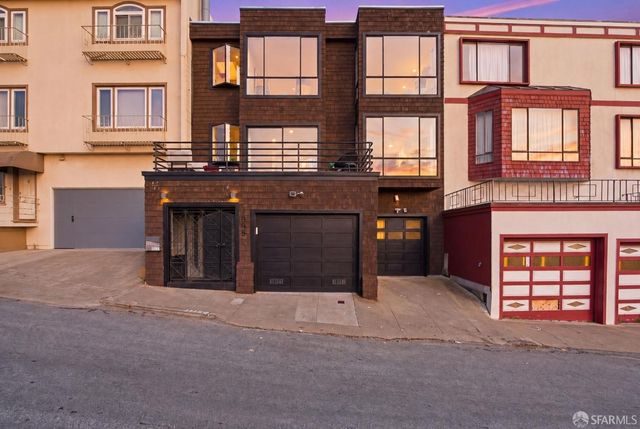 1095 Pacheco Street, San Francisco, CA 94116