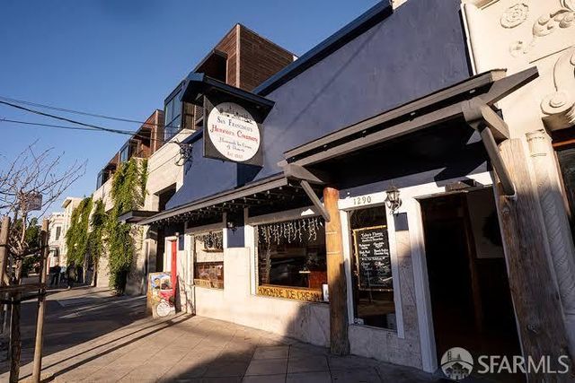 1095 Pacheco Street, San Francisco, CA 94116