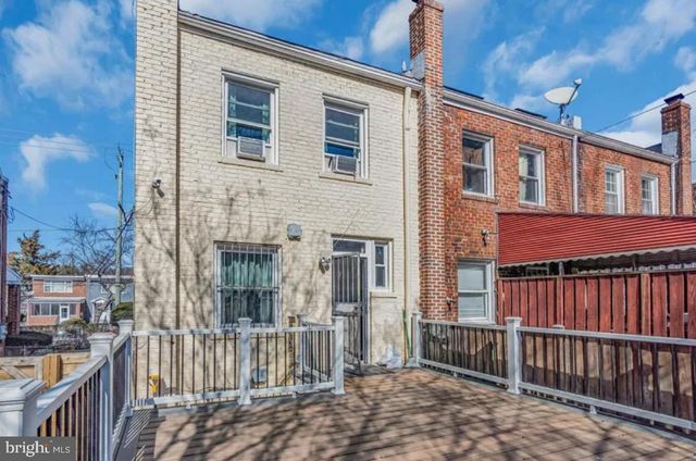 4011 BLAINE ST NE, Washington, DC 20019