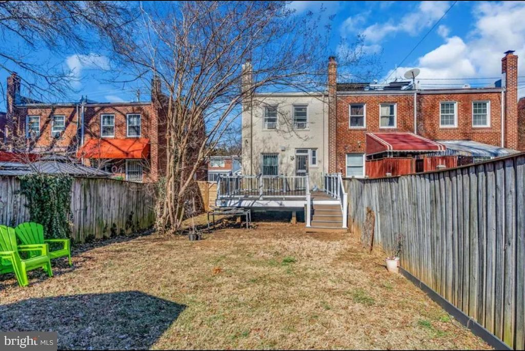 4011 BLAINE ST NE, Washington, DC 20019