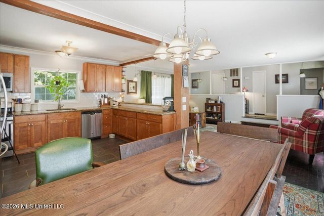 4429 Forest Park Drive, Jackson, MS 39211