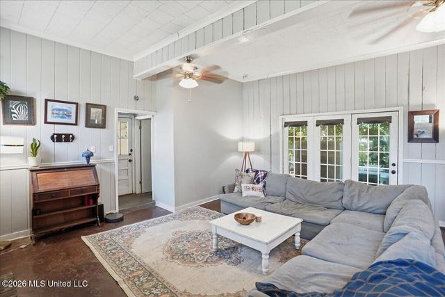 4429 Forest Park Drive, Jackson, MS 39211