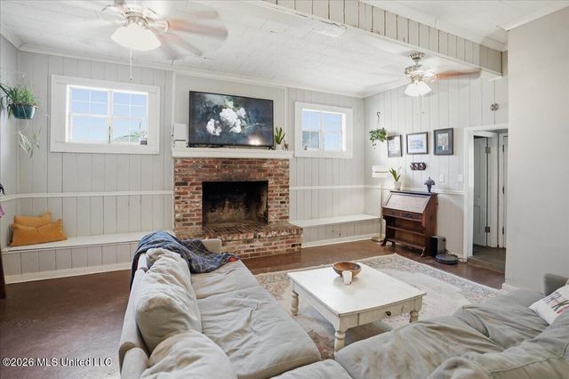 4429 Forest Park Drive, Jackson, MS 39211