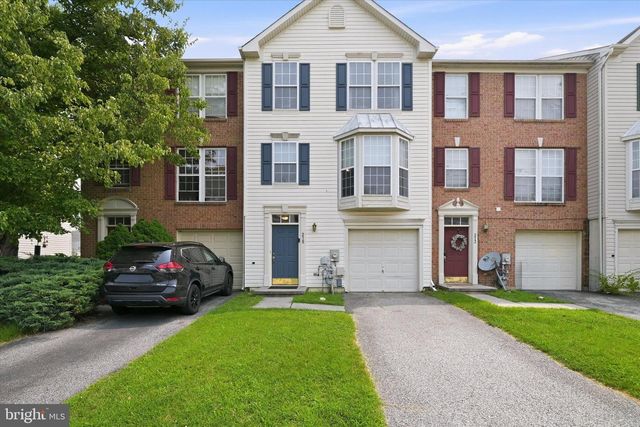 215 N BRIDLEWOOD DR, Newark, DE 19702