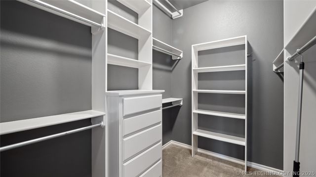 4301 N Walnut Avenue, Broken Arrow, OK 74012