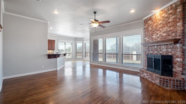 4301 N Walnut Avenue, Broken Arrow, OK 74012