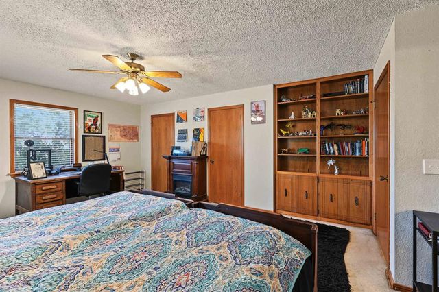 106800 S 3450 Road, Meeker, OK 74855