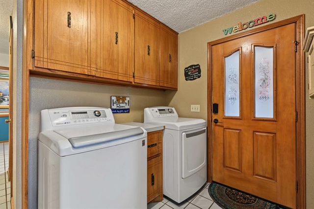 106800 S 3450 Road, Meeker, OK 74855