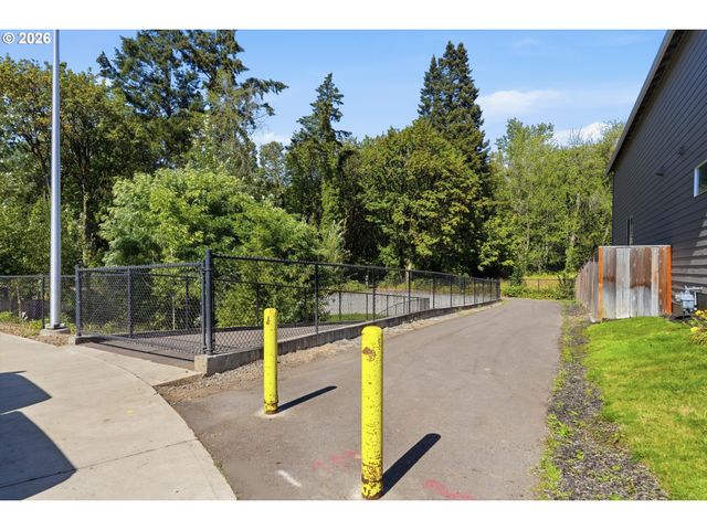 1479 S GIA Ct, Newberg, OR 97132