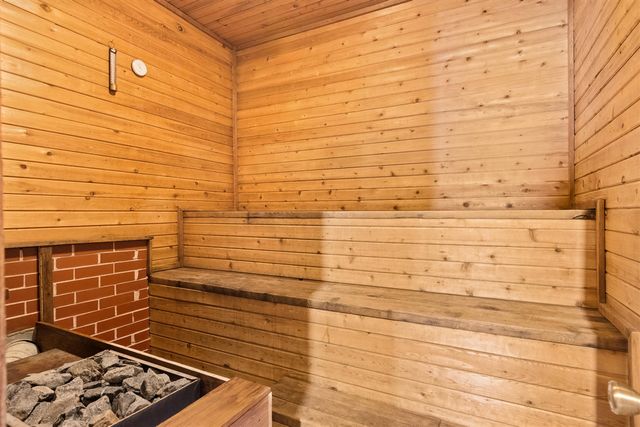 8195 5th Street, Onekama, MI 49675