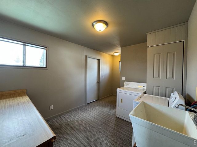 541 Mckinley St, Walden, CO 80480