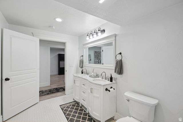 11347 S KESTREL RISE RD, South Jordan, UT 84009