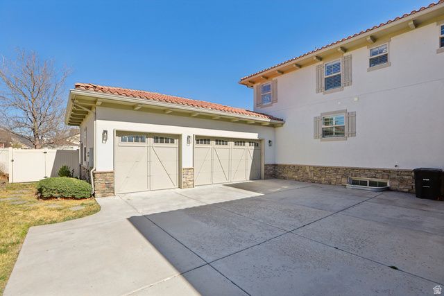 11347 S KESTREL RISE RD, South Jordan, UT 84009