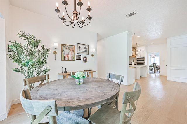 11 Haverford Lane, Friendswood, TX 77546