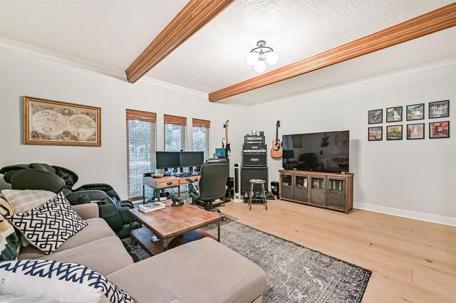 11 Haverford Lane, Friendswood, TX 77546
