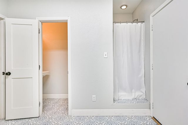 11 Haverford Lane, Friendswood, TX 77546