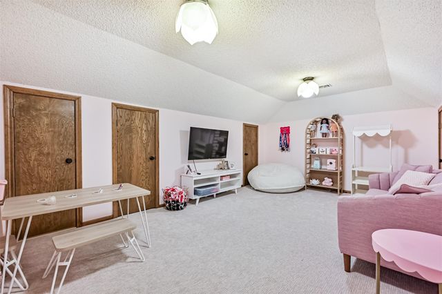 11 Haverford Lane, Friendswood, TX 77546