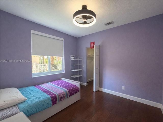 1816 Aspen Ln, Weston, FL 33327