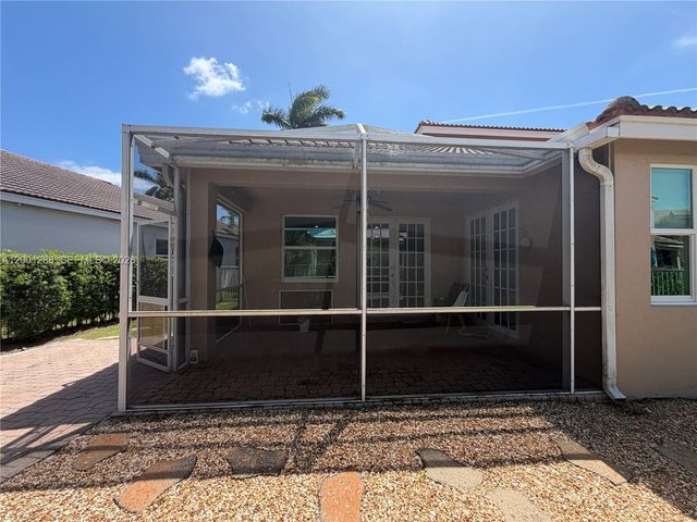 1816 Aspen Ln, Weston, FL 33327