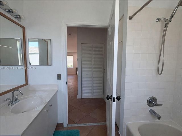 1816 Aspen Ln, Weston, FL 33327