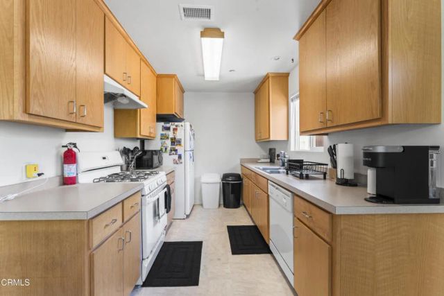 130 Virginia Drive, Ventura, CA 93003