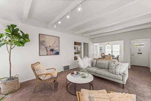 130 Virginia Drive, Ventura, CA 93003