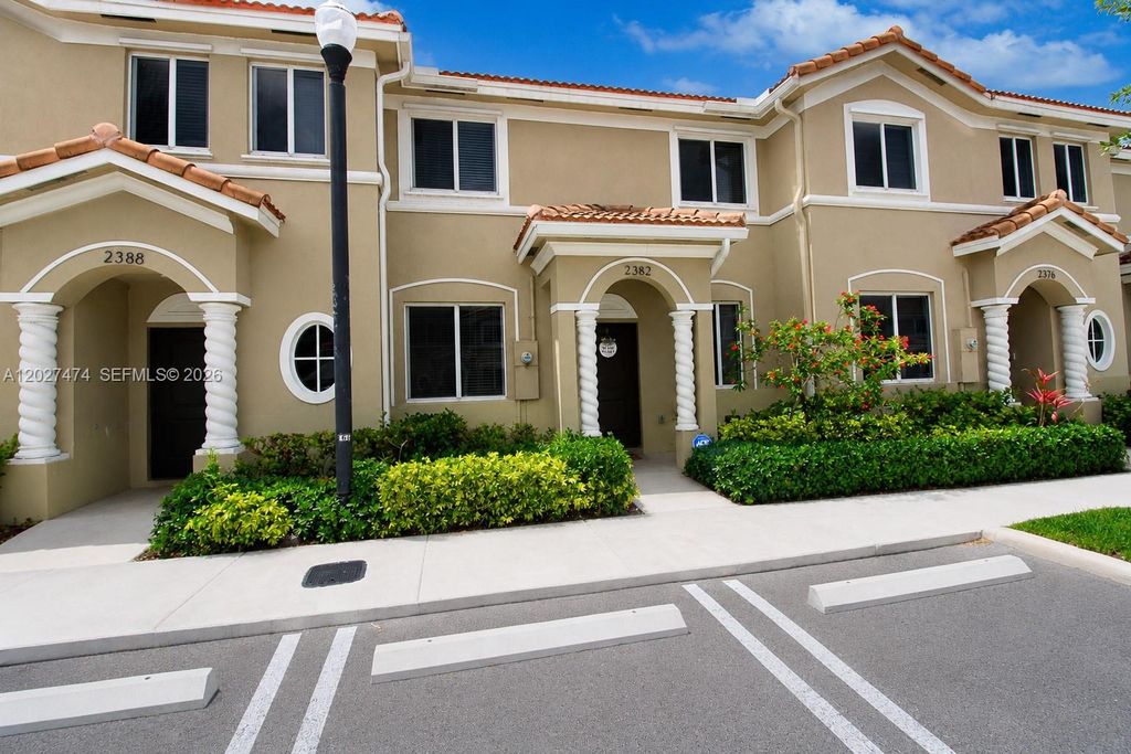 2382 SE 10th St 0, Homestead, FL 33035