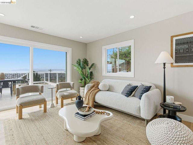 857 Balra Dr, El Cerrito, CA 94530