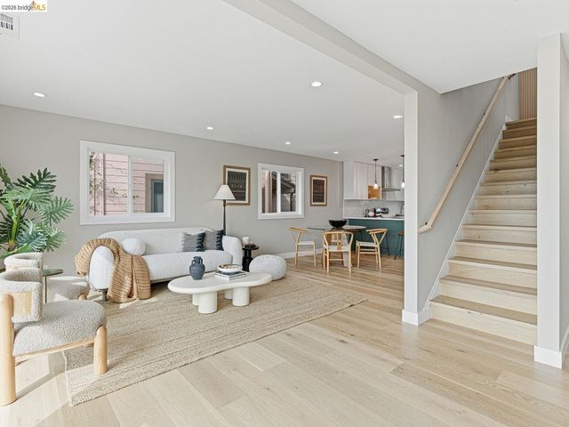 857 Balra Dr, El Cerrito, CA 94530