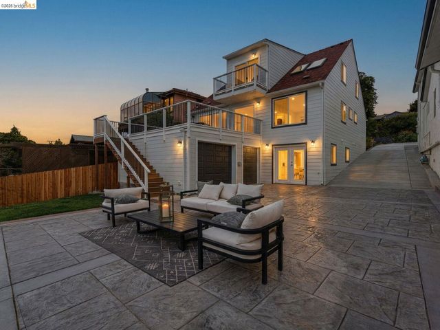 857 Balra Dr, El Cerrito, CA 94530