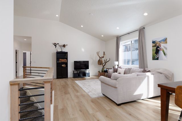 202 N OH HENRY ST, Santaquin, UT 84655