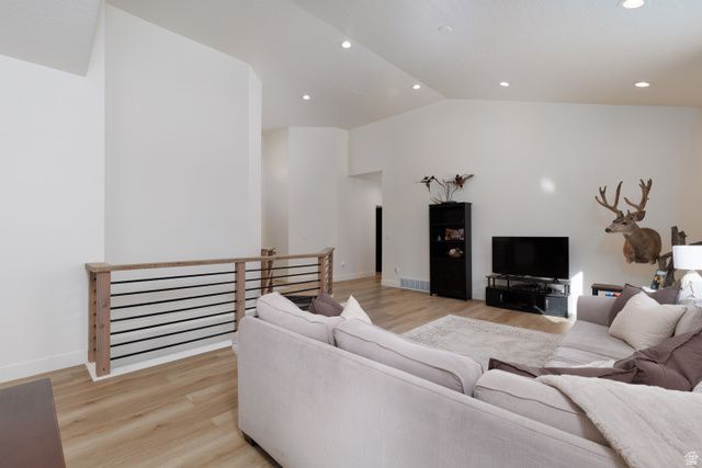 202 N OH HENRY ST, Santaquin, UT 84655