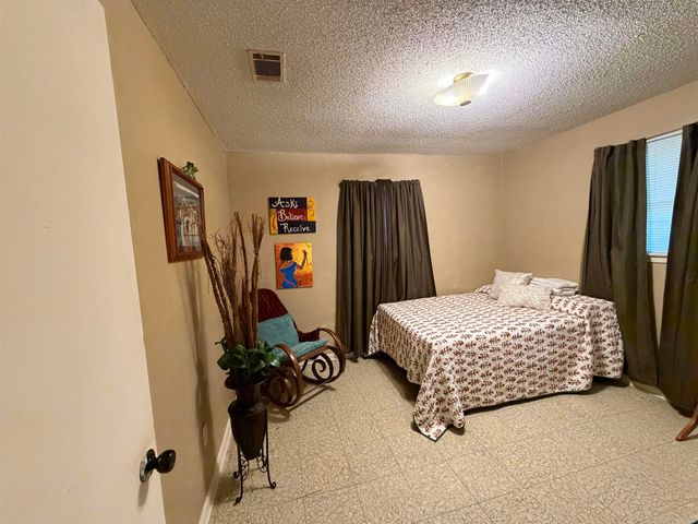 2315 Oakwood Road, Pine Bluff, AR 71603