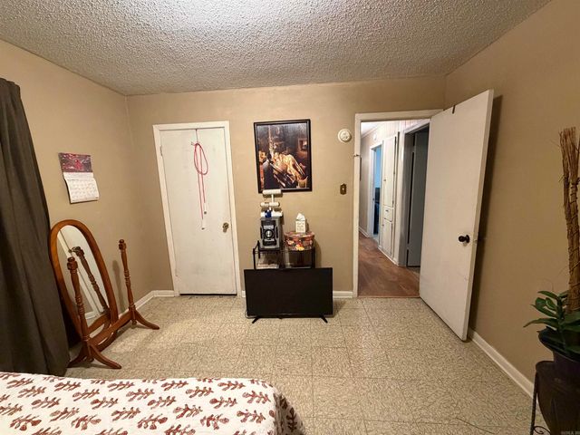 2315 Oakwood Road, Pine Bluff, AR 71603