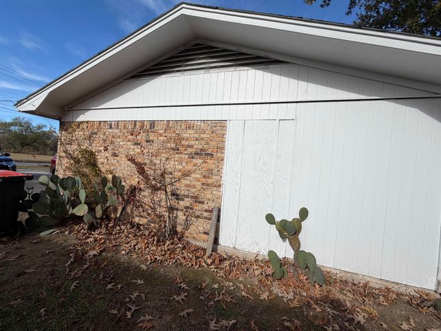 2315 Oakwood Road, Pine Bluff, AR 71603