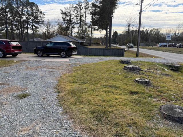 2315 Oakwood Road, Pine Bluff, AR 71603