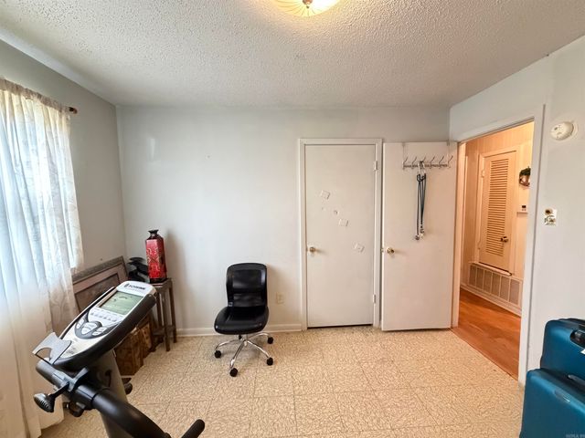 2315 Oakwood Road, Pine Bluff, AR 71603