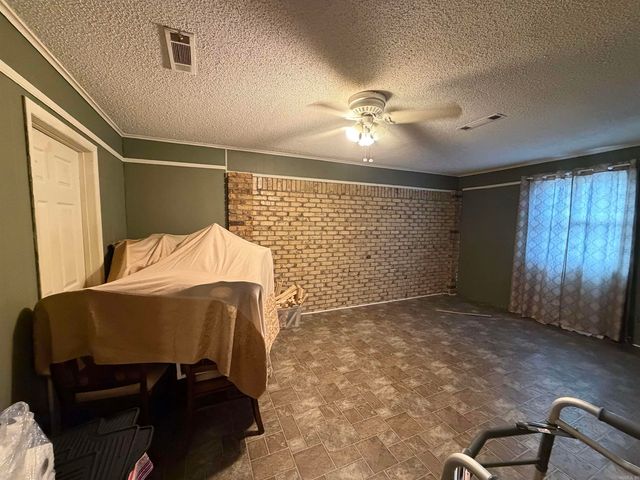 2315 Oakwood Road, Pine Bluff, AR 71603