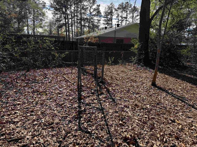 2315 Oakwood Road, Pine Bluff, AR 71603