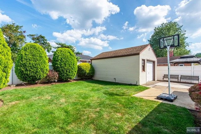 72 Westminster Place, Saddle Brook, NJ 07663