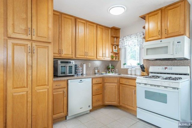 72 Westminster Place, Saddle Brook, NJ 07663