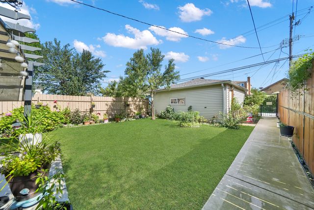5355 S Fairfield Avenue, Chicago, IL 60632