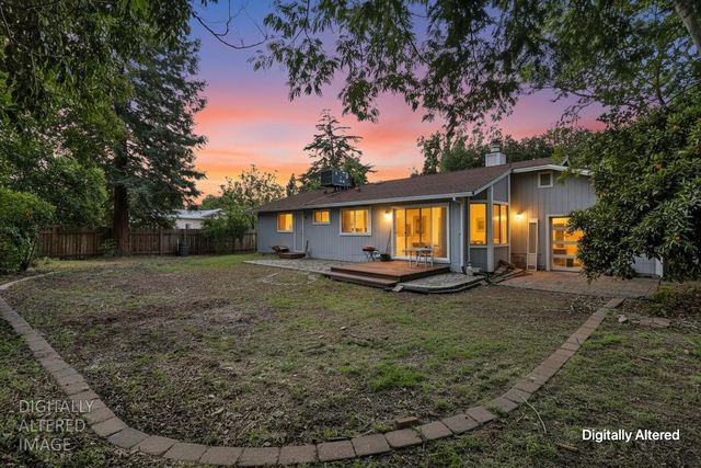 2716 Zachman Way, Carmichael, CA 95608
