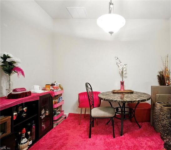 5002 Glen Canyon DR, Virginia Beach, VA 23462
