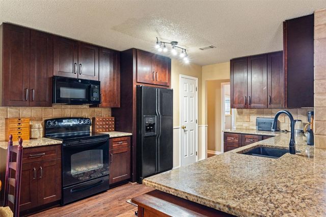 16105 CADBURY COURT, Tampa, FL 33647