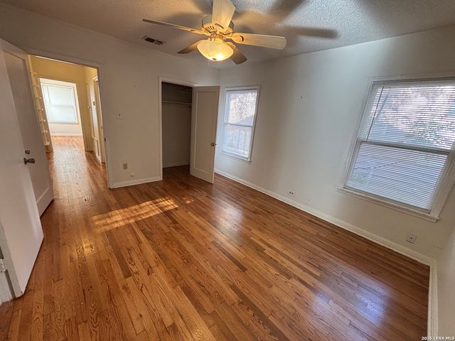 128 Corona, San Antonio, TX 78209