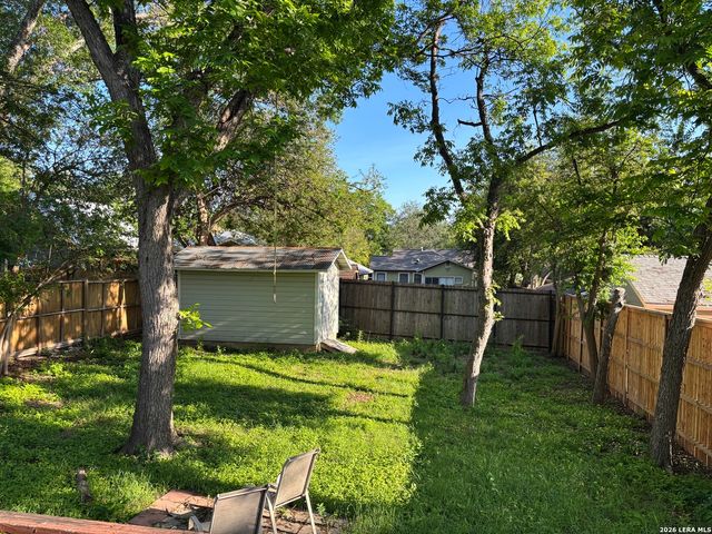 128 Corona, San Antonio, TX 78209
