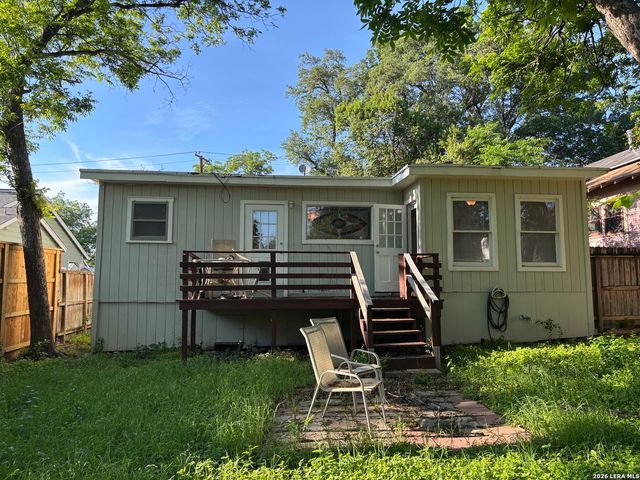 128 Corona, San Antonio, TX 78209