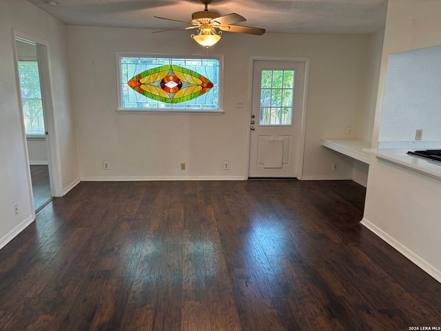 128 Corona, San Antonio, TX 78209